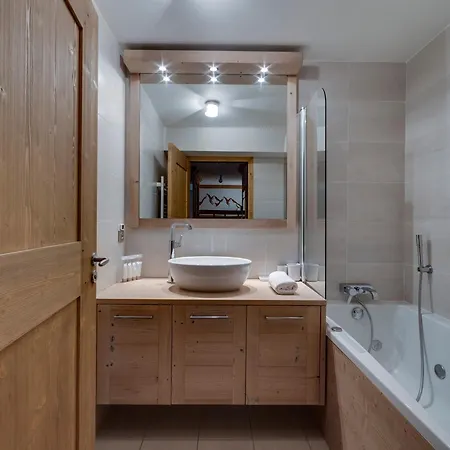Renove Au Coeur De - 1 + Coin Montagne, Balcon Sud, Parking Inclus - Fr-1-567-95 Val-d'Isere